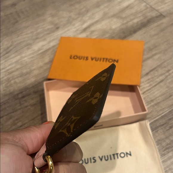 Louis Vuitton Pink and Brown Monogram Card Case - Picture 9 of 13